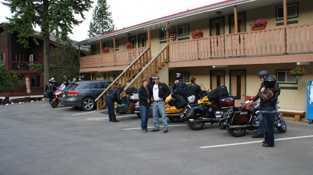 Motel Bo Radium Radium Hot Springs Exterior foto